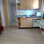 Kohari Vendeghaz Es Pince