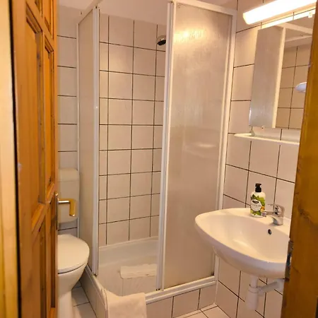 Kohari Vendeghaz Es Pince Egerszalók