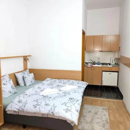 Nocleg ze śniadaniem Kohari Vendeghaz Es Pince