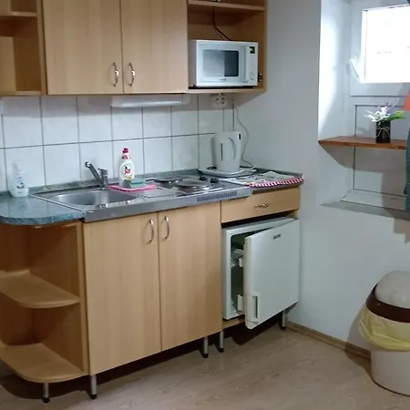 Kohári és Pince